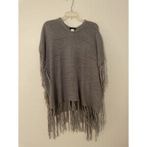 Maurices womens One Size poncho style sweater Gray Fringe Knit